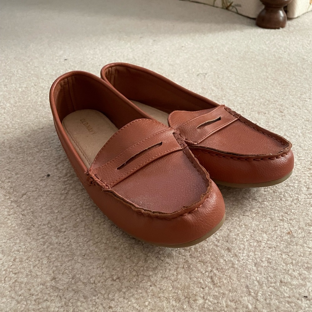 Old Navy Faux-Leather Loafers